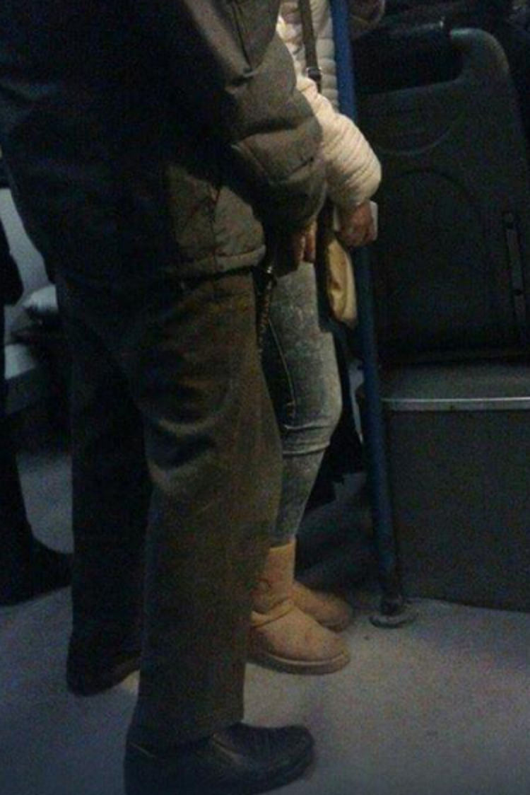 EMRI/ Kapet pedofili në Durrës, çfarë u bëri të miturave në autobus në sy të njerëzve