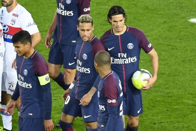Plas te PSG, Cavani e Neymar zihen për penalltinë
