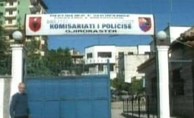 Nuk zbaton vendimin e urdhërit të mbrojtjes ndaj nënës, arrestohet i biri