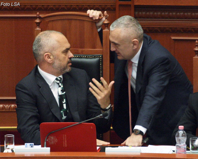 Meta dekreton Ramën kryeministër