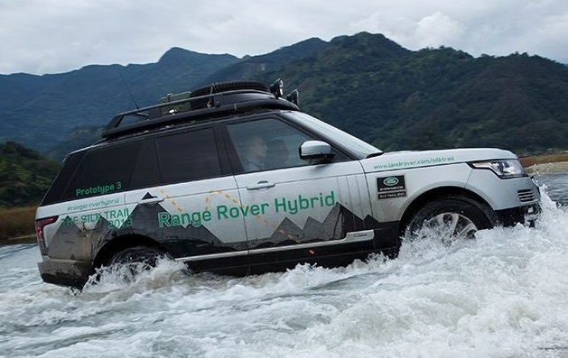 Range Rover Hybrid do të prezantohet më shpejt nga sa pritej