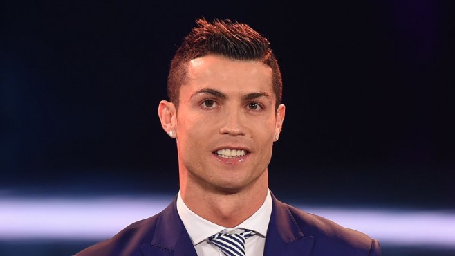 Ronaldo përshëndet tifozët kosovarë