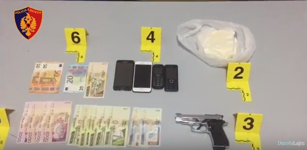 Kapen 50 mijë euro kokainë, si funksiononte banda e drogës në Durrës (VIDEO)
