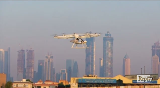 Testohet taksia fluturuese pa pilot, lëviz me shpejtësi deri 100km/orë