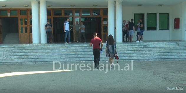 Universiteti i Durrësit plotëson mbi 75% të kuotave (VIDEO)