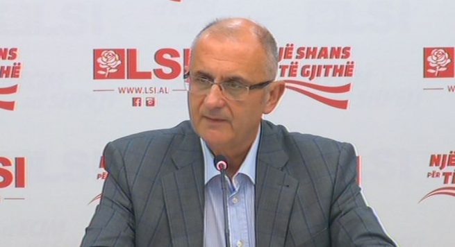 Reagon Vasili: Rama shkollëpak, kërkon t’i rrëmbejë godinën Akademisë së Shkencave