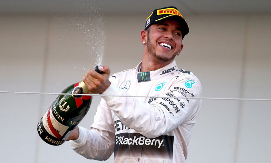 F1, Hamilton me një dorë tek titulli