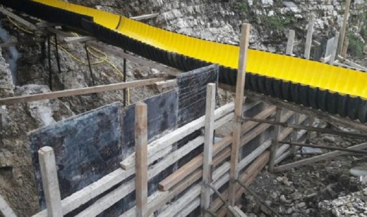 Ndërtimi në Vjosë/ “Furtunë” në Polici, shkarkime dhe përjashtime