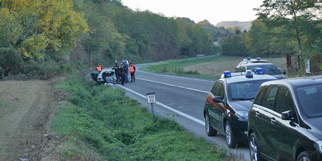 Përmbyset “Mercedes”-i me shqiptarin e italianët, dy të vdekur dhe një i plagosur