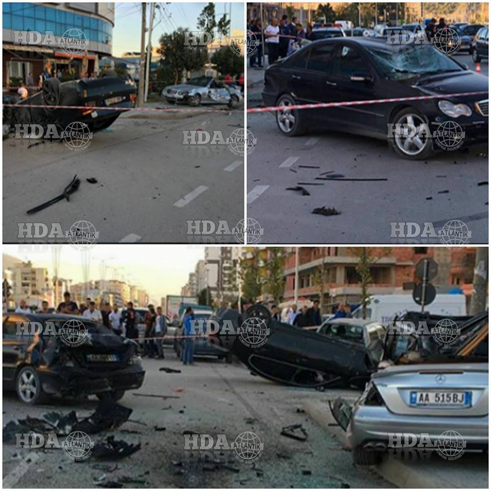 Aksidenti i frikshëm, vendngjarja e përplasjes së 4 makinave (FOTO)