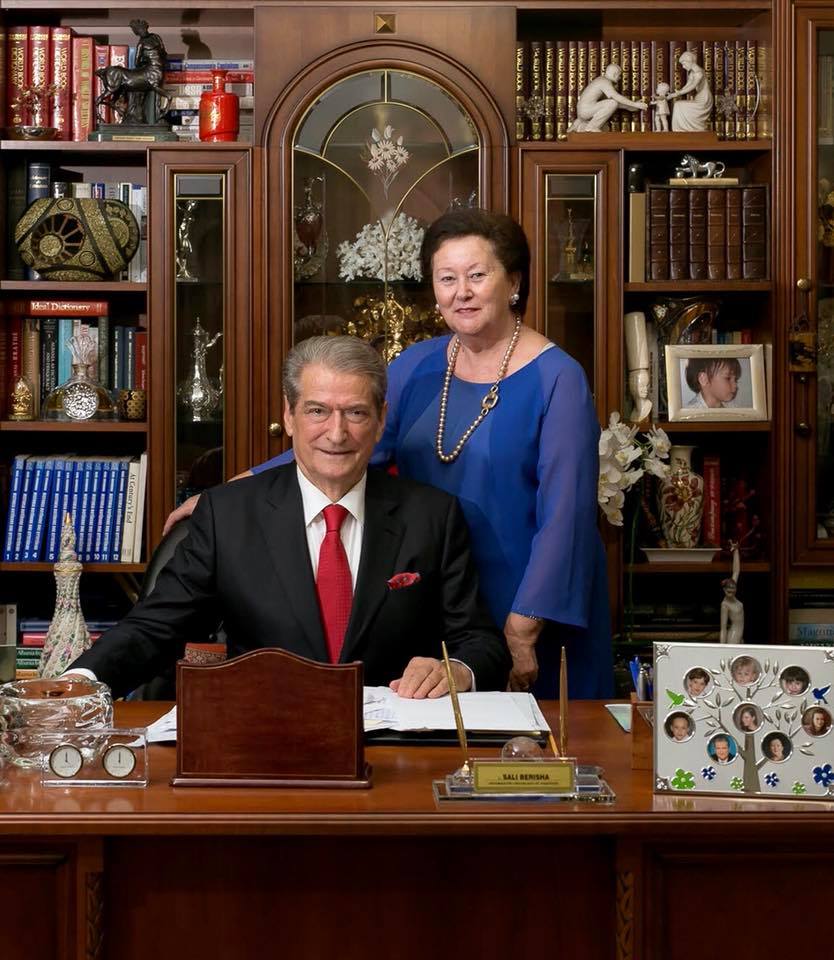 Sali Berisha, sot 73 vjeç!