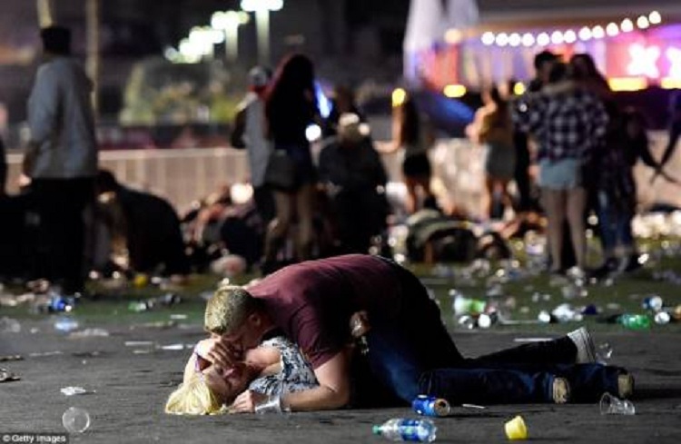 15 shqiptarë shpëtuan mrekullisht nga sulmi në Las Vegas