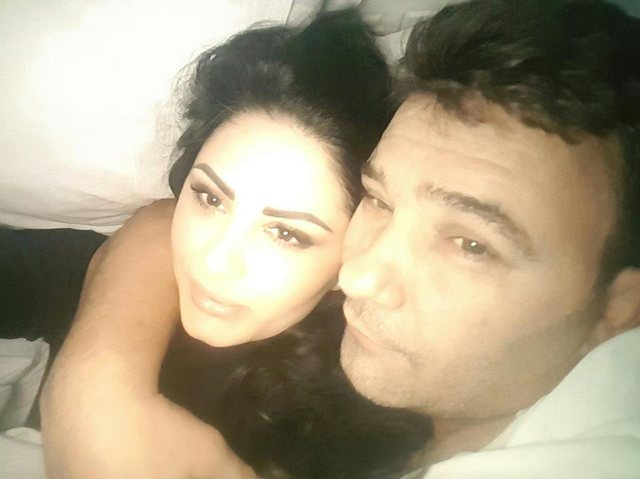 Pas skandalit, këngëtarja i jep fund “lidhjes” me deputetin shqiptar (FOTO)