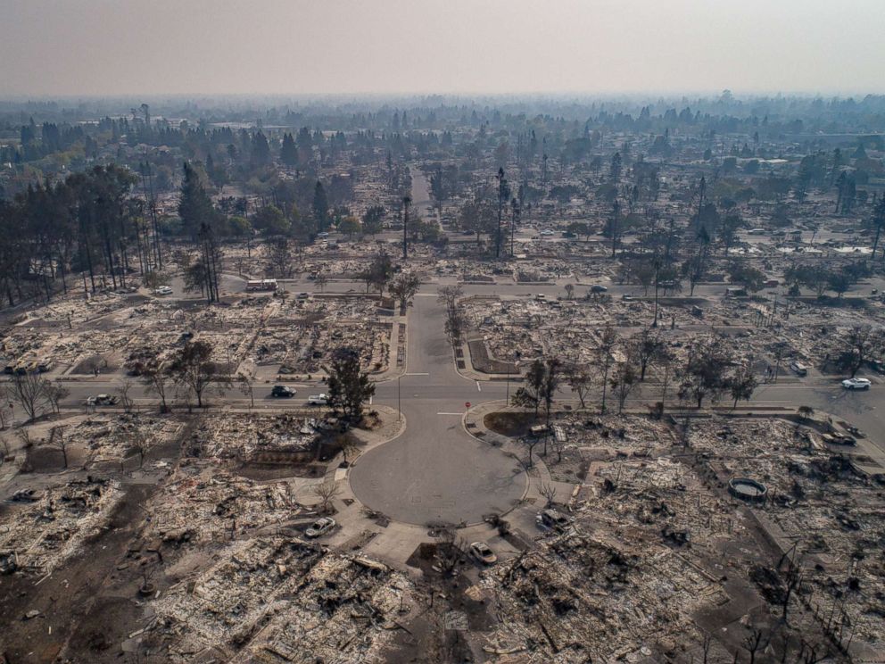 31 të vdekur, shkrumbohet Kalifornia (FOTO)