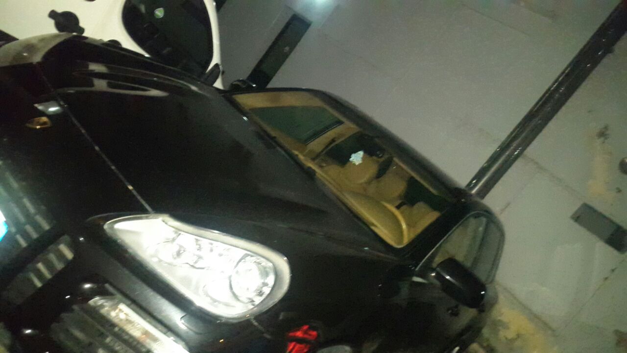 EMRAT/ Arrestohen në Durrës dy “të fortët” me pistoleta në Porsche (FOTO)