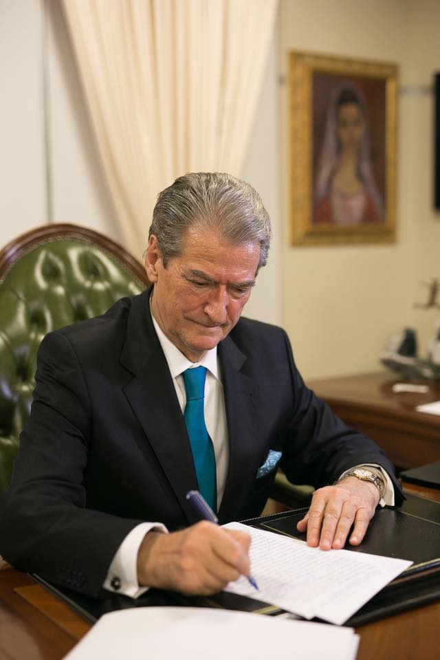 Çështja “Tahiri”/ “Zyrtari amerikan çekuilibroi Ramën, i kujtoi…”