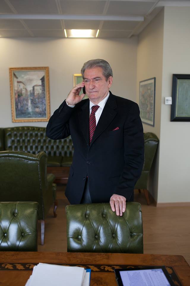 Berisha denoncon: Ja ku është i kërkuari që përplasi makinën e zv/drejtorit të policisë