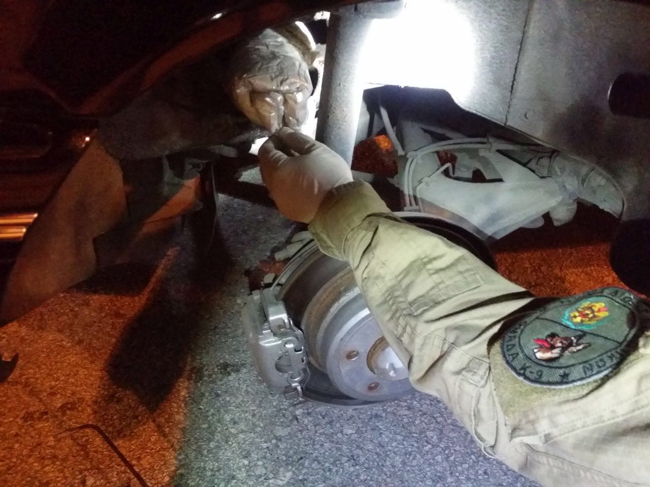 Kapet 6.5 kg heroinë në ‘BMW’-në me targa shqiptare, në pranga shoferi