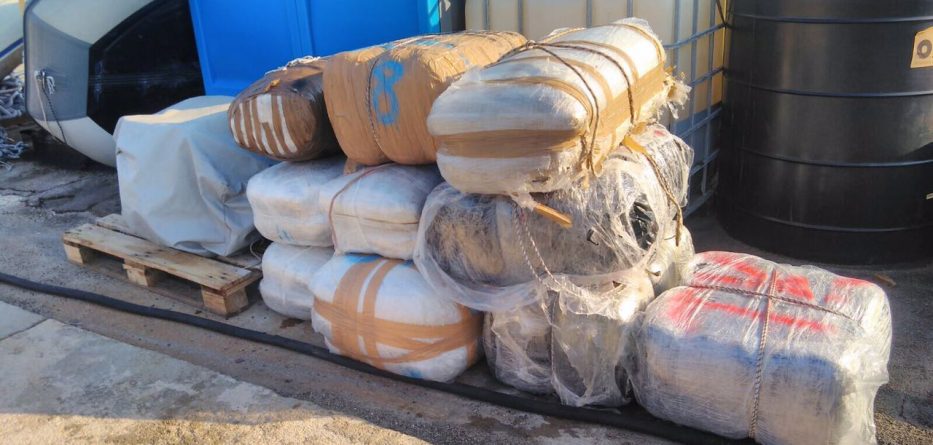 Kapen 712 kg drogë, pranga 3 skafistëve shqiptarë