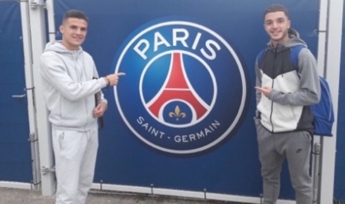 Dy talente shqiptarë testohen te PSG, Superiorja e moshave rrit yje