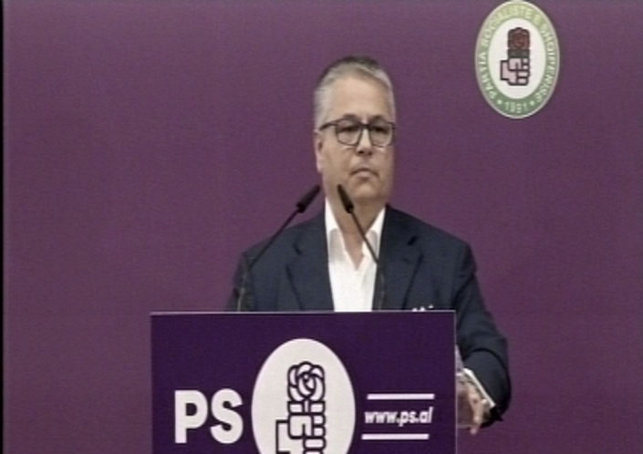 Dhjetë kryetarë të PS-së në qarqe të dorëhiqen brenda 10 ditëve