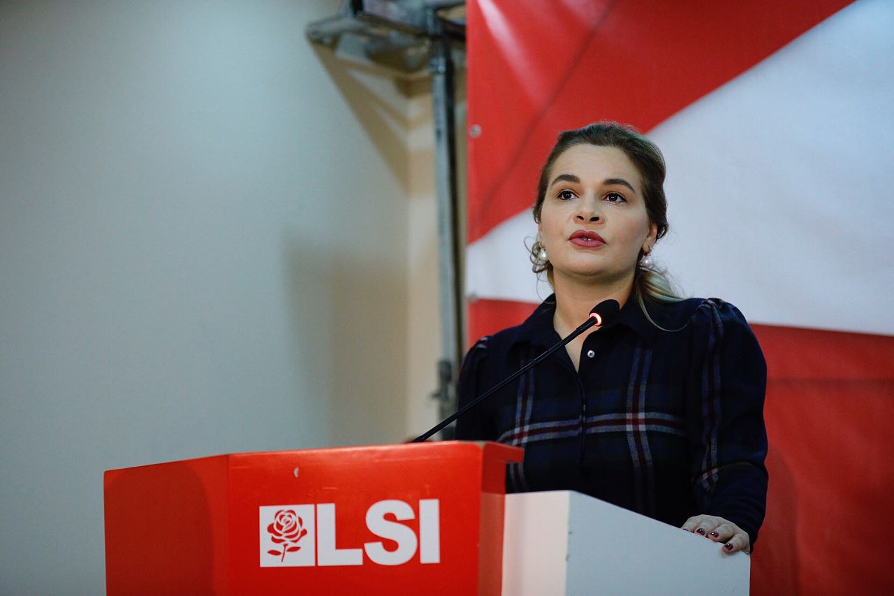 Kryemadhi: Fyerjet e Ramës për gazetarët, shenjë e frikës së tij