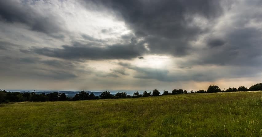 Parashikimi i motit, vranësira dhe rritje temperaturash
