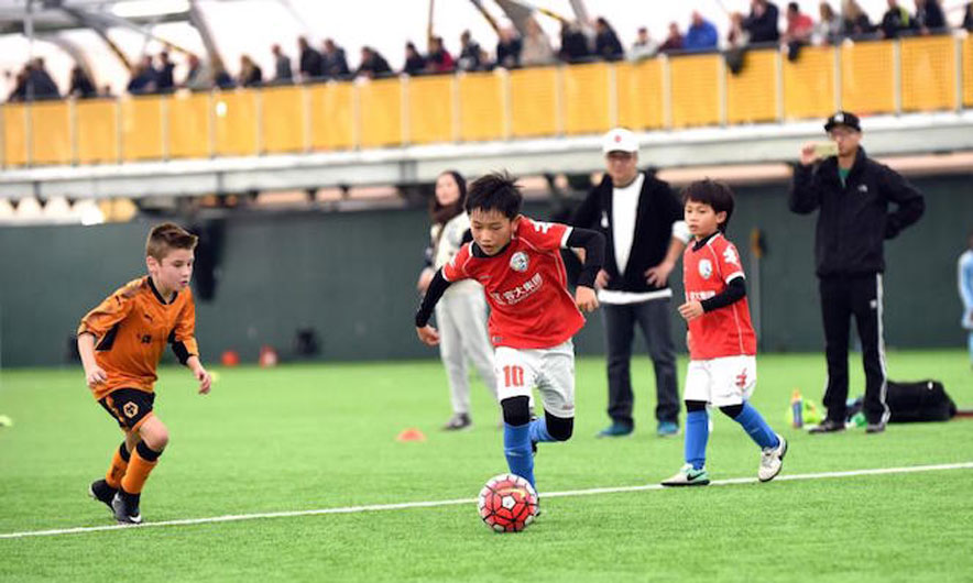 Ndeshja e fëmijëve që u ndoq më shumë se një sfidë e Serie A