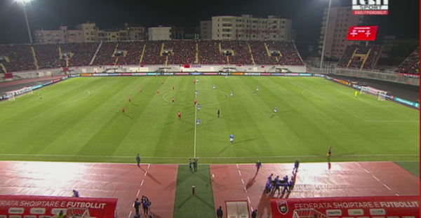 Kuqezinjtë i mbyllin me humbje eliminatoret