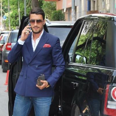 Pasionet e biznesmenit të ri që po “çmend” rrjetet sociale