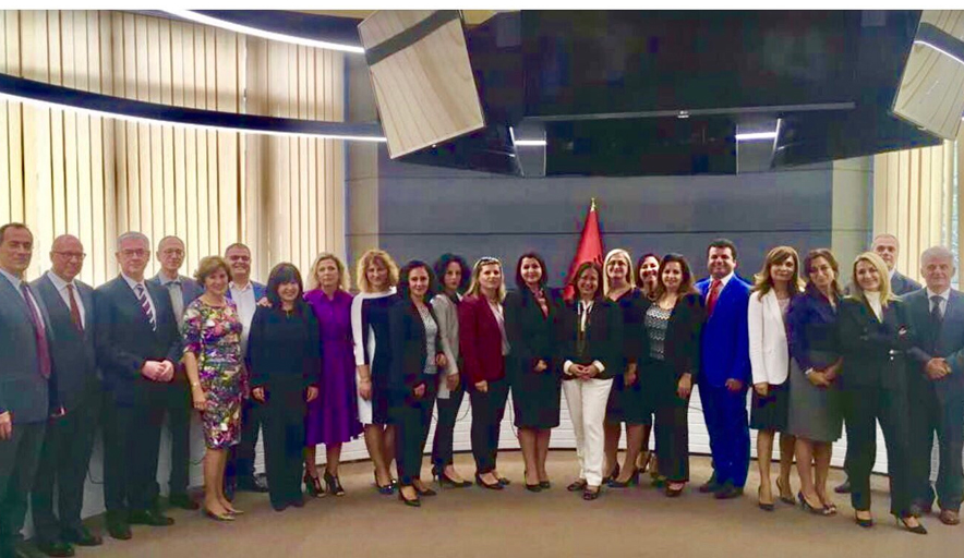 Shefja e ONM në Tiranë, dy orë takim me të gjithë anëtarët e institucioneve të Vettingut