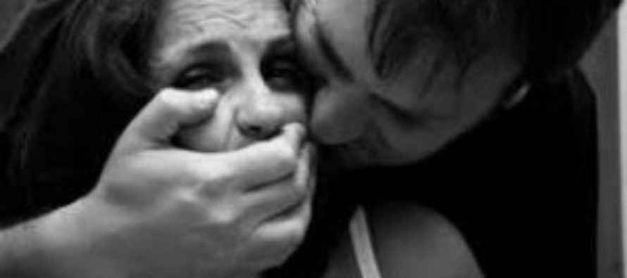 55-vjeçari përdhunon 15-vjeçaren, ajo mbetet shtatzënë