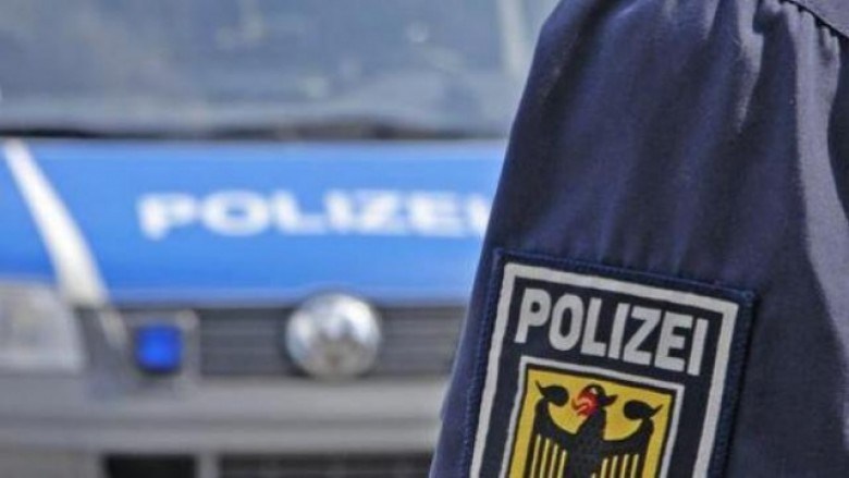 Befason në gjyq shqiptari që hodhi nga dritarja të dashurën 16 vjet më të re