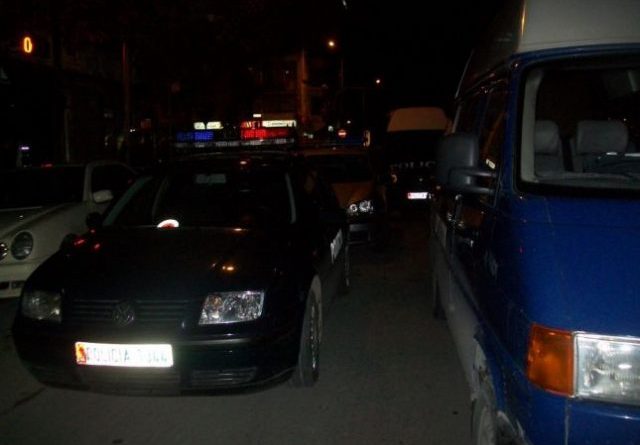 Atentat me armë ndaj dy të rinjve në mes të qytetit