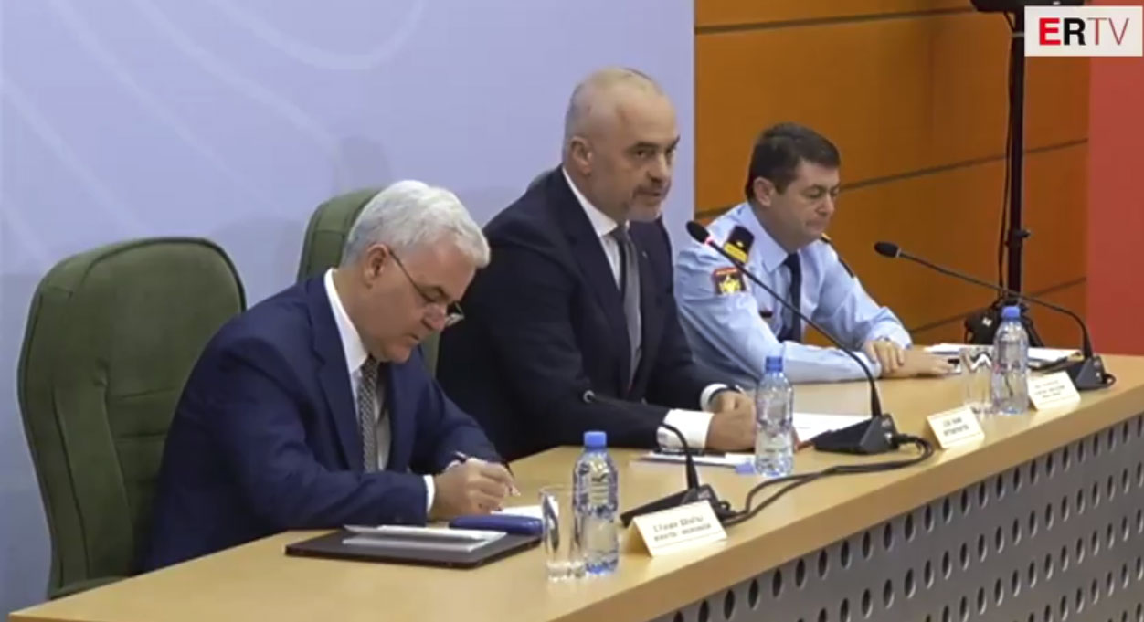 Rama merr në mbrojtje Xhafajn për punonjësit e Policisë: Ndihem keq, për 4 vite …