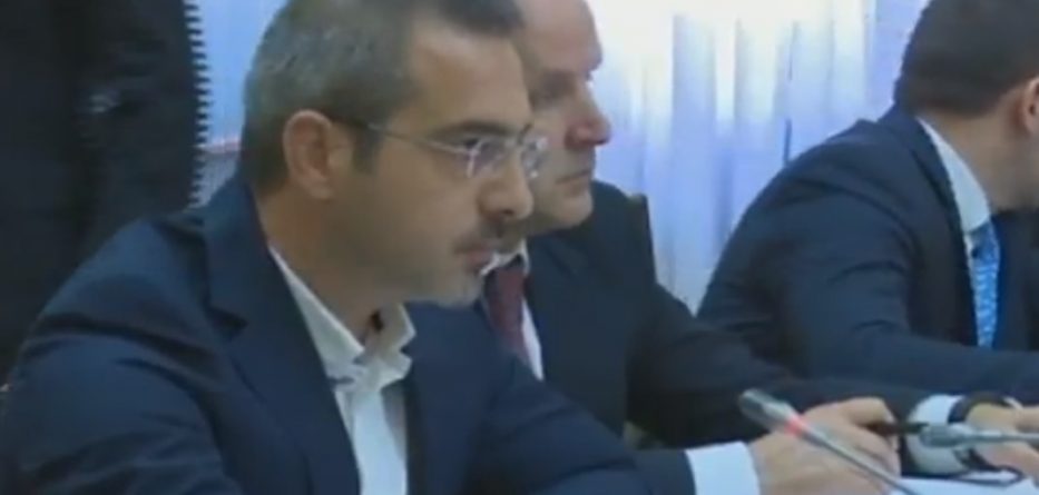 Ish-ministri Tahiri i dërgon një mesazh Këshillit të Mandateve (FOTO)