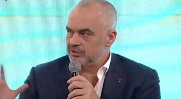 Rama lajmëron ‘furtunën’ në arsim