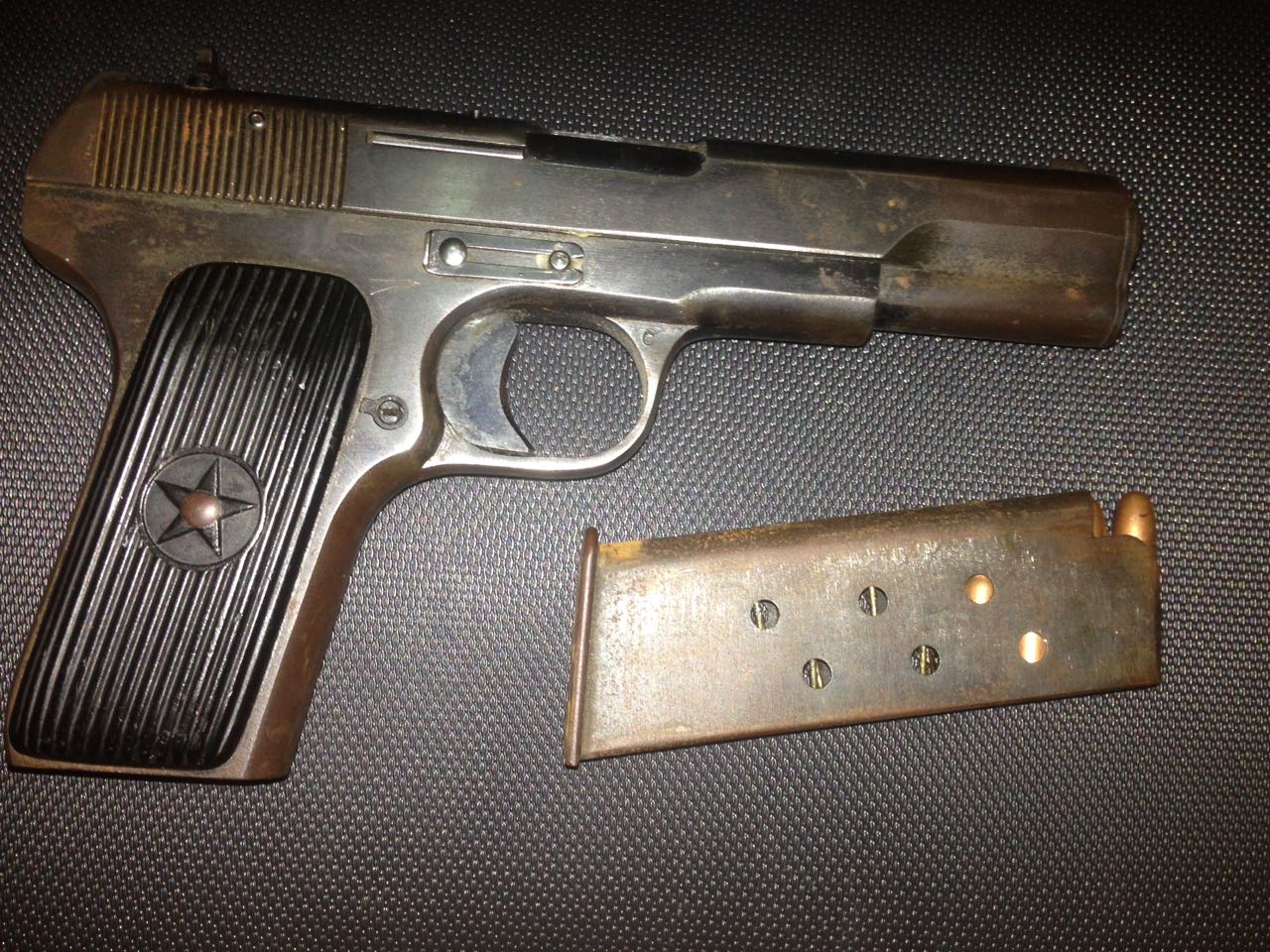 EMRI/ Lëvizte me pistoletë me vete, arrestohet në Durrës 34-vjeçari me precedent penal