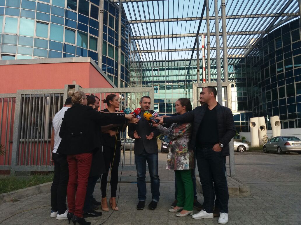 Ish-ministri del nga Prokuroria, ja çfarë thotë Tahiri për mediat