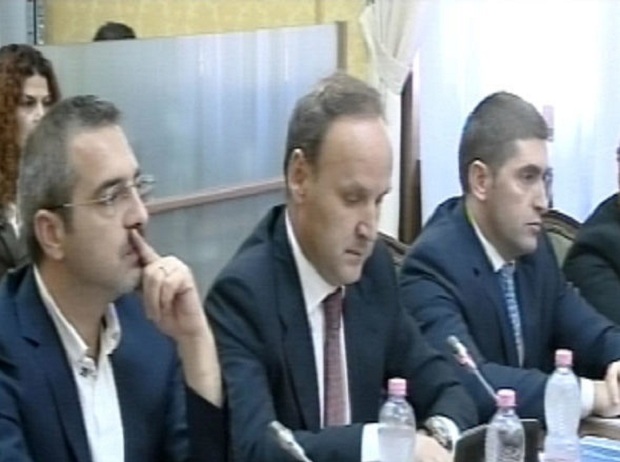 “Bomba” e gazetarit: Prokurori Hajdarmataj tentoi arrestimin e Tahirit një vit më parë