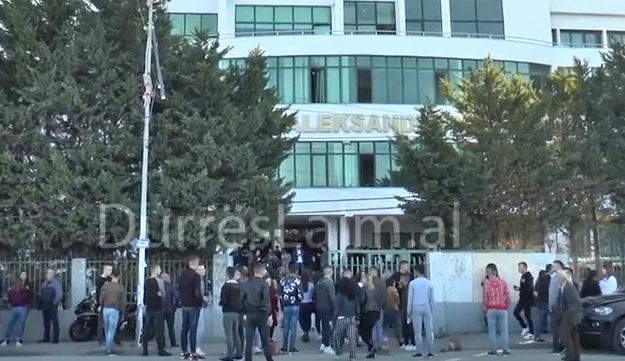 Viti i ri akademik në UAMD, 2500 studentë të rinj të regjistruar deri tani (VIDEO)
