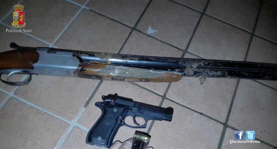 Armë, drogë e dokumente false, pranga dy shqiptarëve