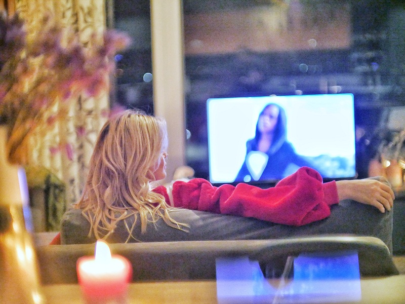 FOTO/ Brenda shtëpisë luksoze të Orindës dhe Turit…