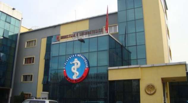 Asfiksimi në shkollë, reagon Ministria e Shëndetësisë: Shkon në 27 numri i nxënësve