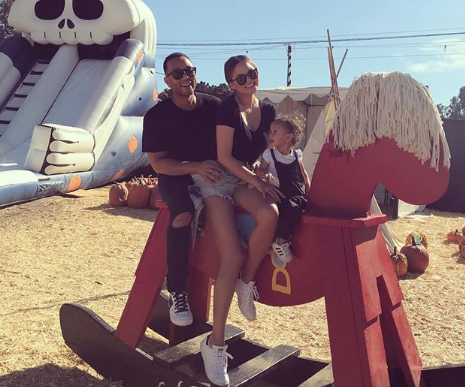 Çifti i famshëm ndan me fansat lajmin e shumëpritur