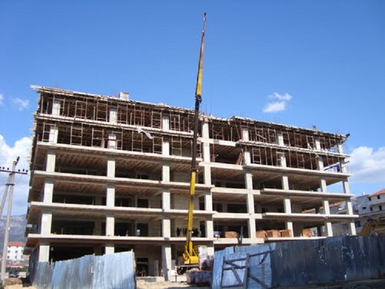 Shqiptarët i bëjnë lekët llaç e tulla, Europa teknologji e shpikje