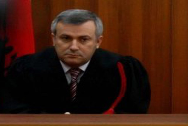 300 mln lekë në banesë/ Burg për gjyqtarin Miri, avokati: Paratë të justifikuara me ligj