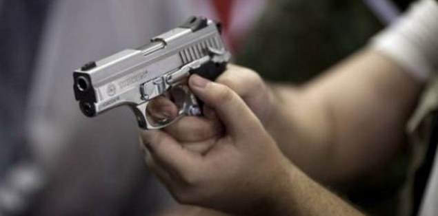 Plumba drejt 17-vjeçarit, kishte konflikte me autorin