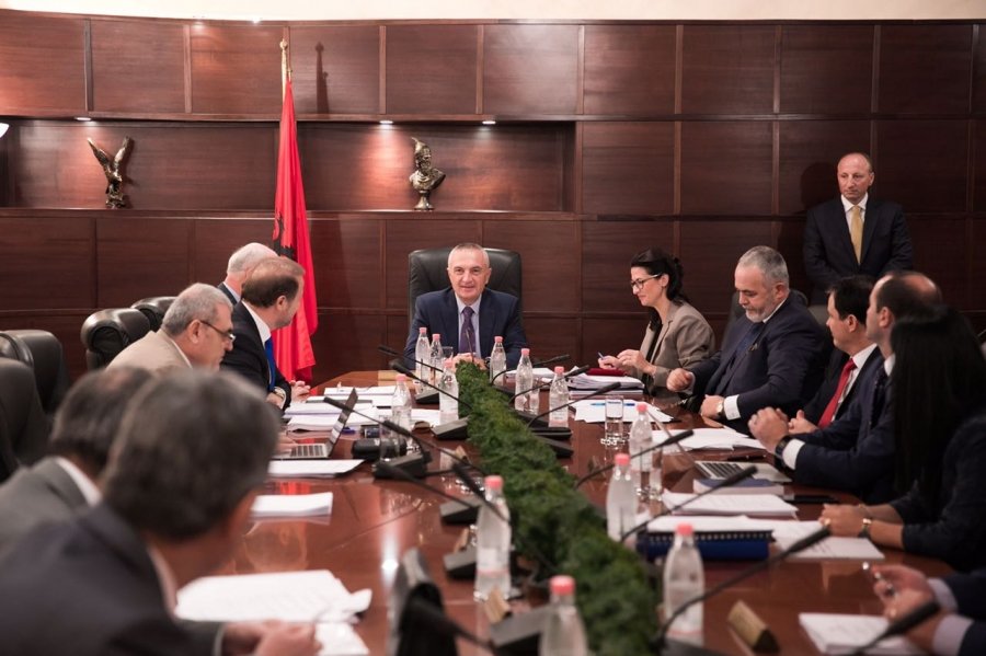 KLD pezullon nga detyra gjyqtarin Shkëlqim Miri