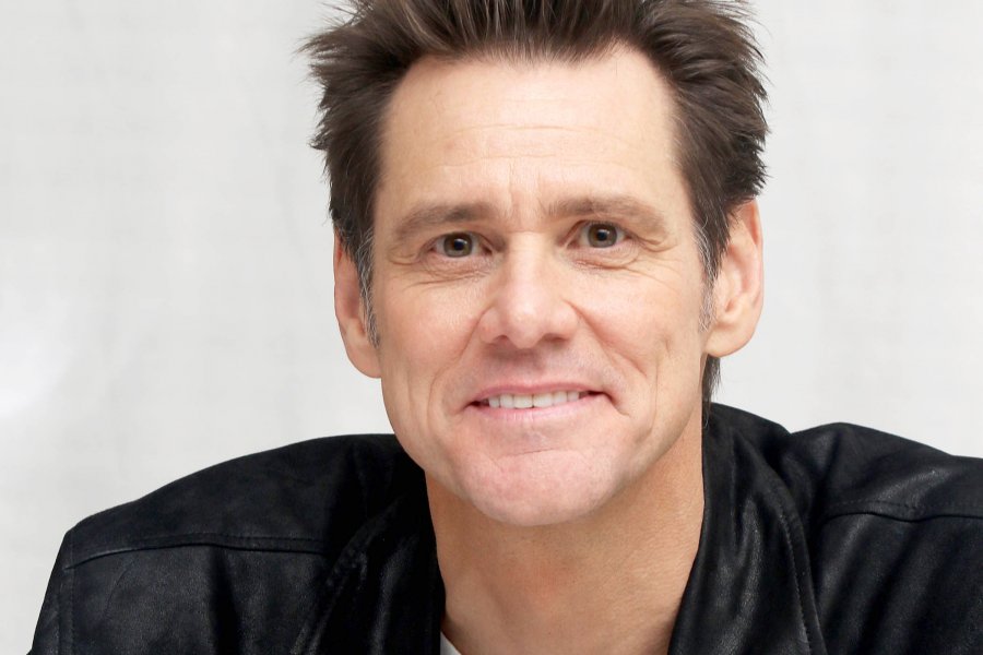 Jim Carrey flet për betejën me depresionin